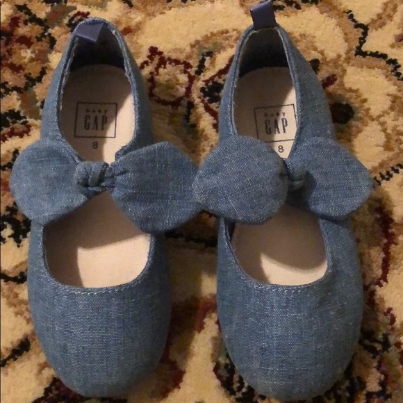 Gap little girls chambray Mary Janes - Picture 1 of 5